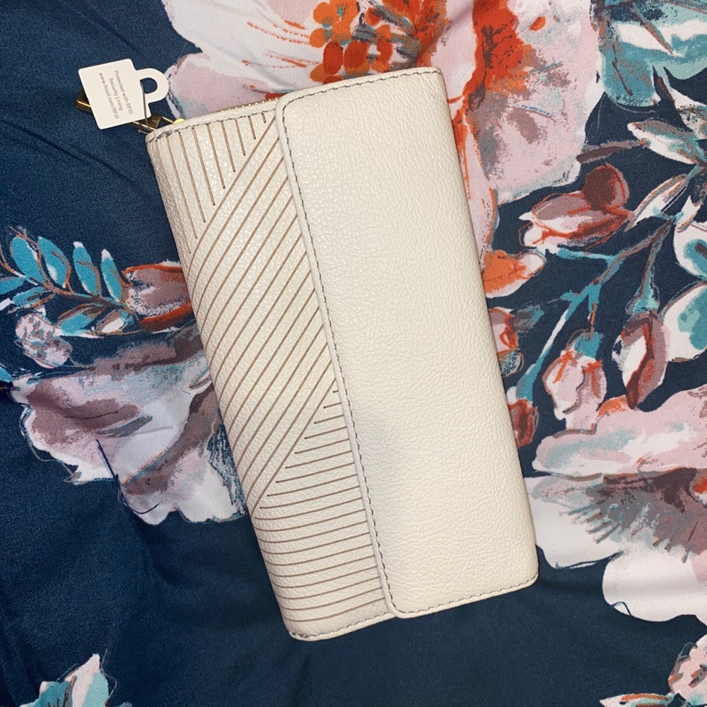 Fossil wallet